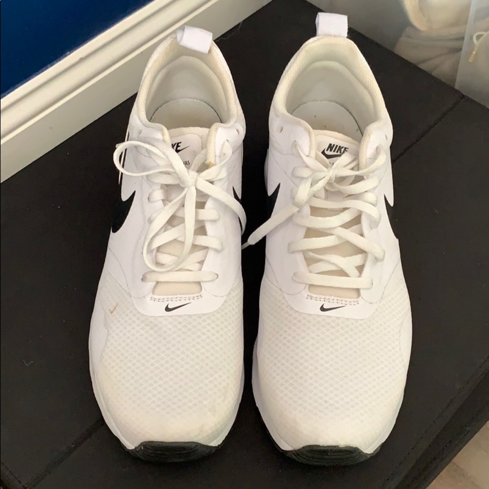 Nike women’s 11.5 sneakers